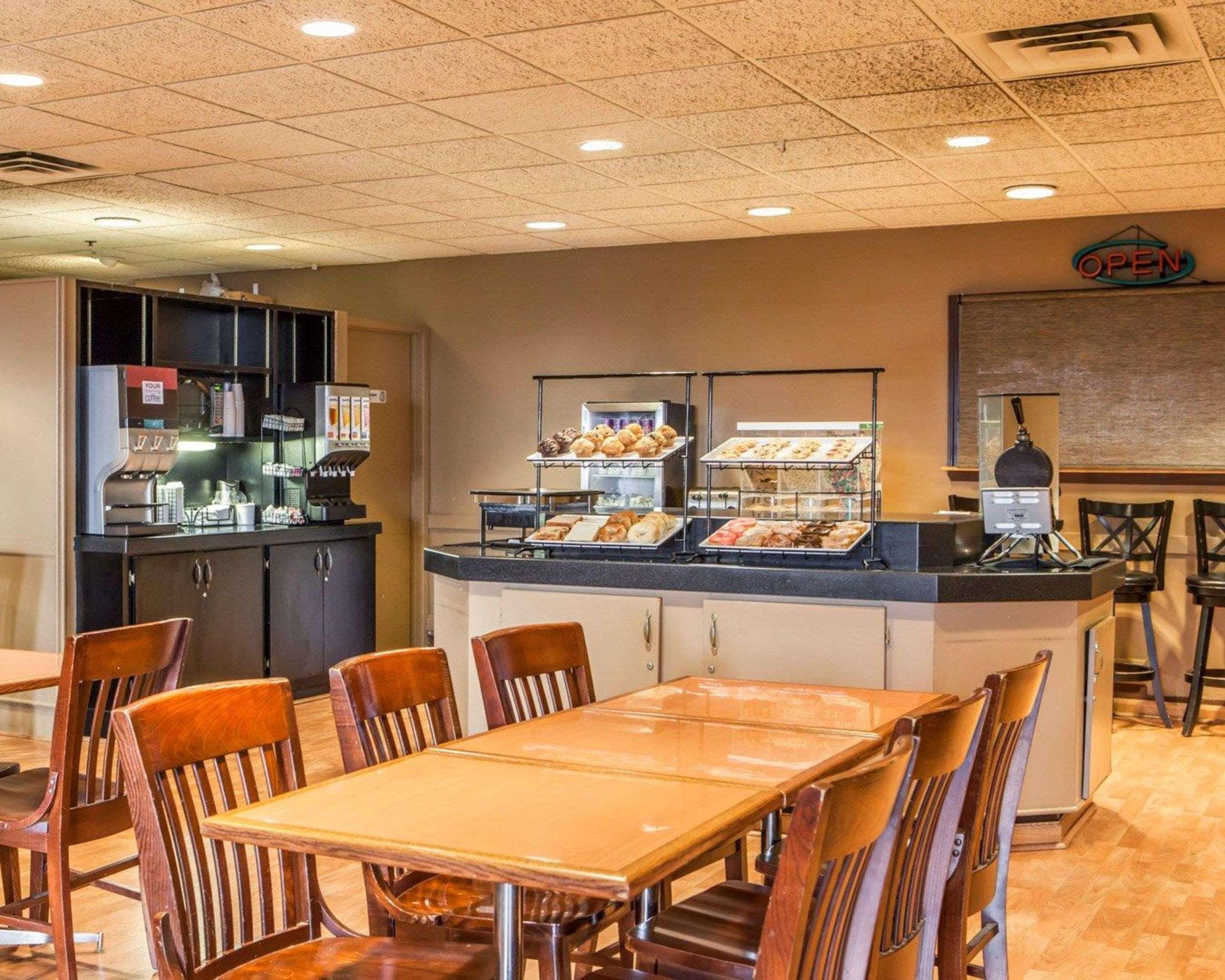 Quality Inn & Suites Orland Park - Chicago Kültér fotó