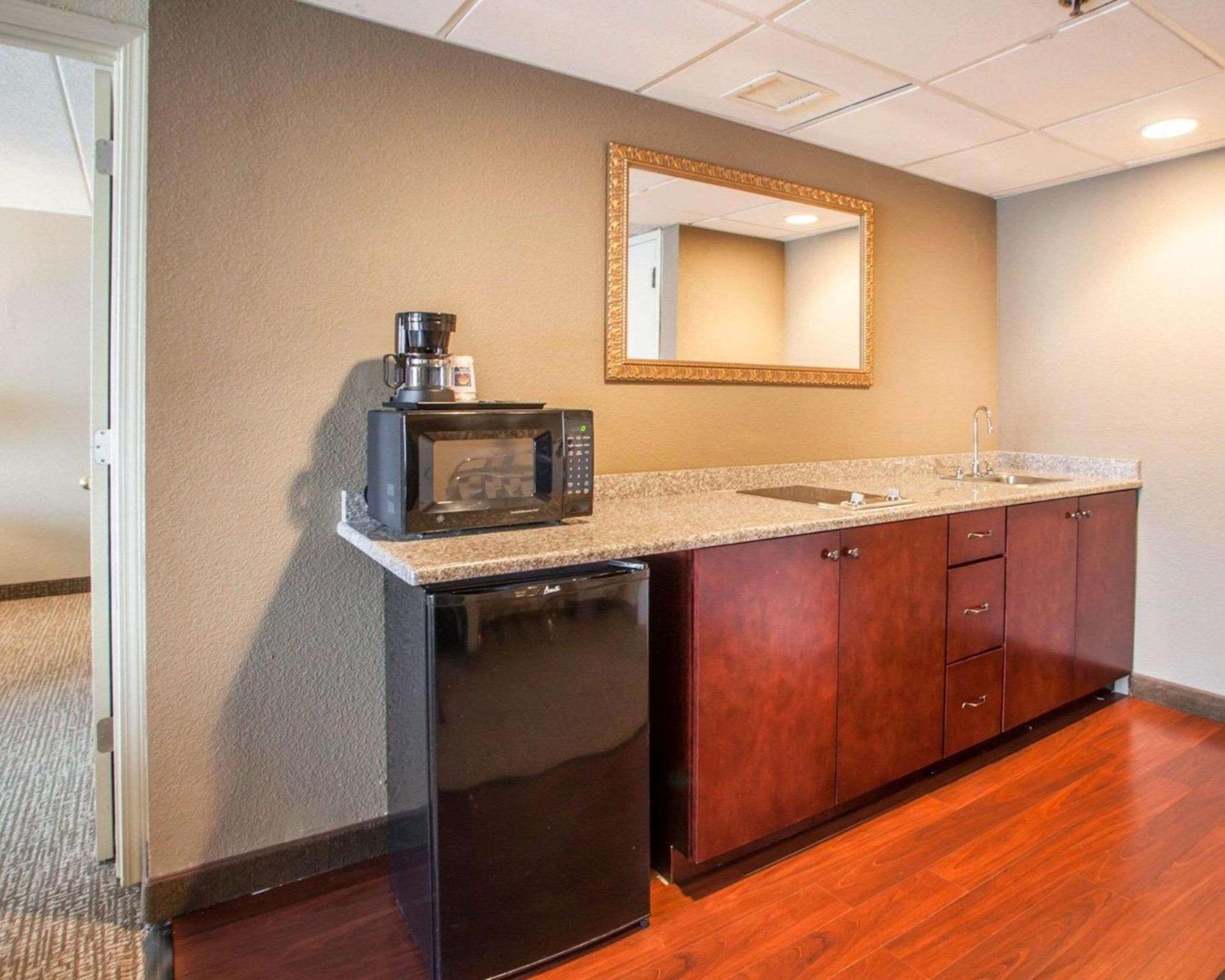 Quality Inn & Suites Orland Park - Chicago Kültér fotó