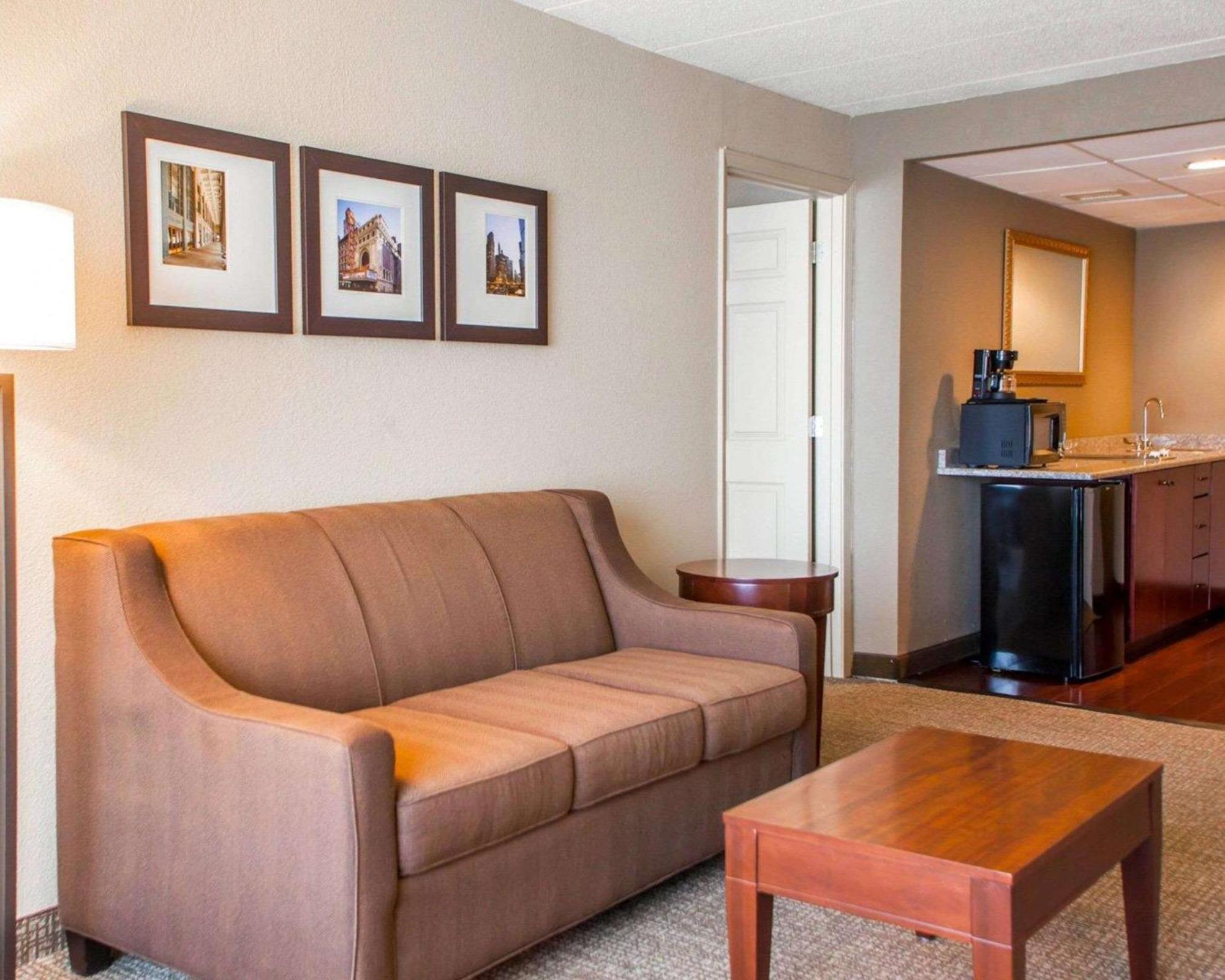 Quality Inn & Suites Orland Park - Chicago Kültér fotó